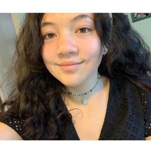 Meet your Posher, Mia